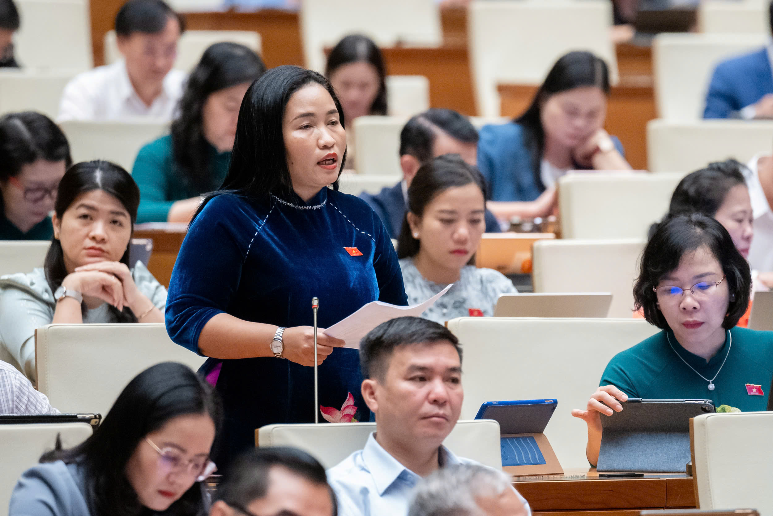Đại biểu Quốc hội: Hết thời “chuột chạy cùng sào mới vào sư phạm”  - Ảnh 1.
