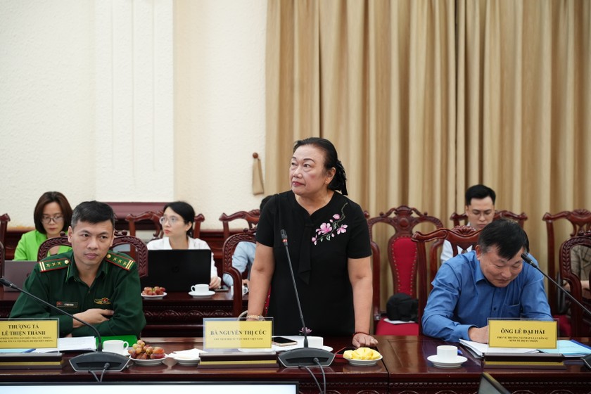 Chuyên gia, Đại biểu Quốc hội góp ý về lộ trình tăng Thuế Tiêu thụ đặc biệt với thuốc lá- Ảnh 2.
