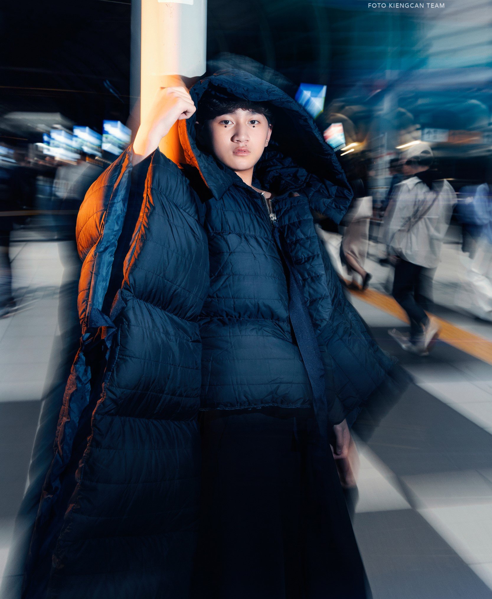 Nhà thiết kế Trương Thanh Long và dàn mẫu Việt "lạc lối" giữa Tokyo - Ảnh 6.