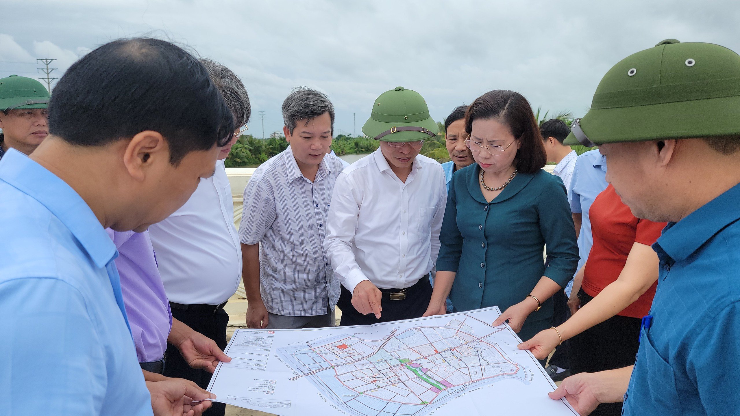 Phó Chủ tịch TƯ Hội NDVN Bùi Thị Thơm: Diễn đàn “Lắng nghe nông dân nói” là hoạt động quan trọng của Hội Nông dân - Ảnh 2.
