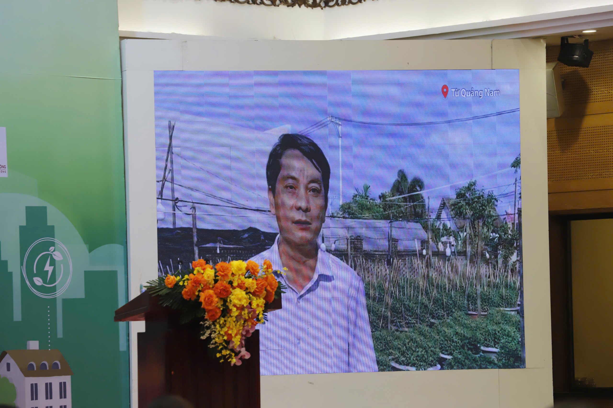 Diễn đàn Chủ tịch Hội Nông dân Việt Nam - Bộ trưởng Bộ Tài nguyên Môi trường Lắng nghe nông dân nói - Ảnh 1.