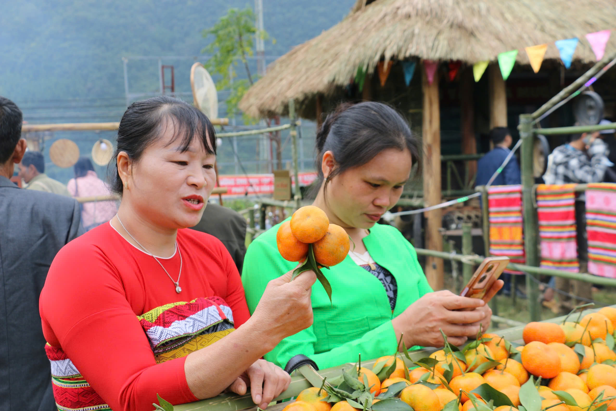 Ấn tượng ngày hội văn hóa, thể thao và du lịch các xã vùng cao huyện Tân Lạc - Ảnh 6.