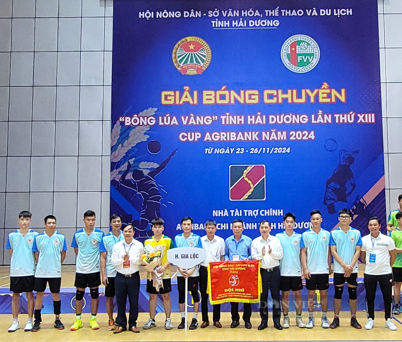 Đội tuyển Tứ Kỳ giành chức vô địch giải bóng chuyền "Bông lúa vàng" tỉnh Hải Dương lần thứ XIII- Ảnh 2.