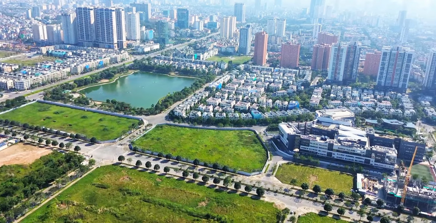 Khu vực nào dẫn đầu nguồn cung văn phòng cho thuê tại Hà Nội?- Ảnh 2. Khu vực nào dẫn đầu nguồn cung văn phòng cho thuê tại Hà Nội?- Ảnh 2.