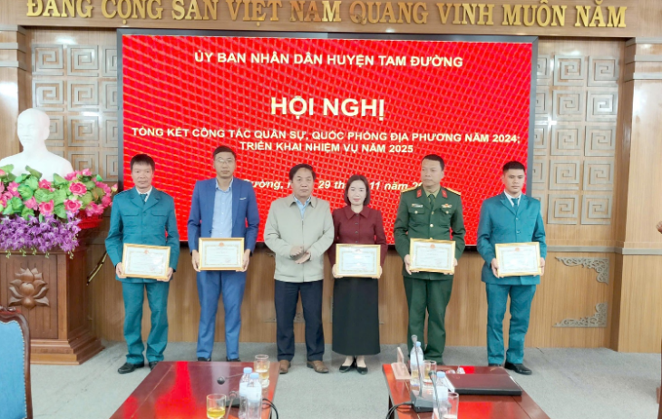 Lai Châu: Tam Đường tổng kết công tác quân sự, quốc phòng địa phương năm 2024 - Ảnh 2.
