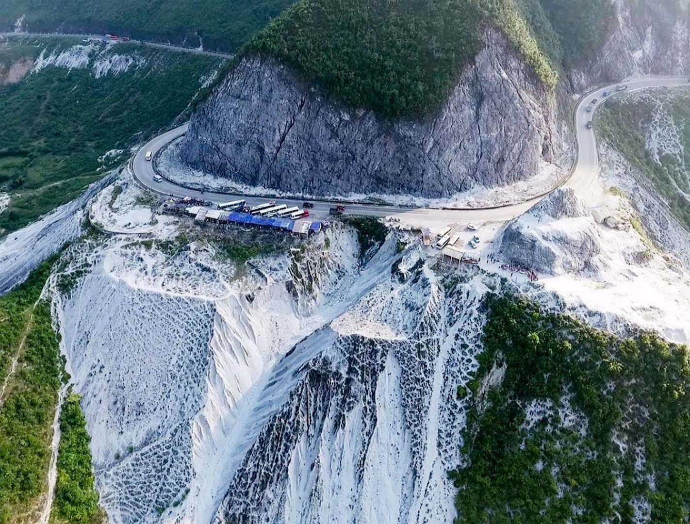 Thung lũng thơ mộng nằm biệt lập với thế giới, được ví như bản hoà ca tráng lệ ở Mai Châu - Ảnh 4.