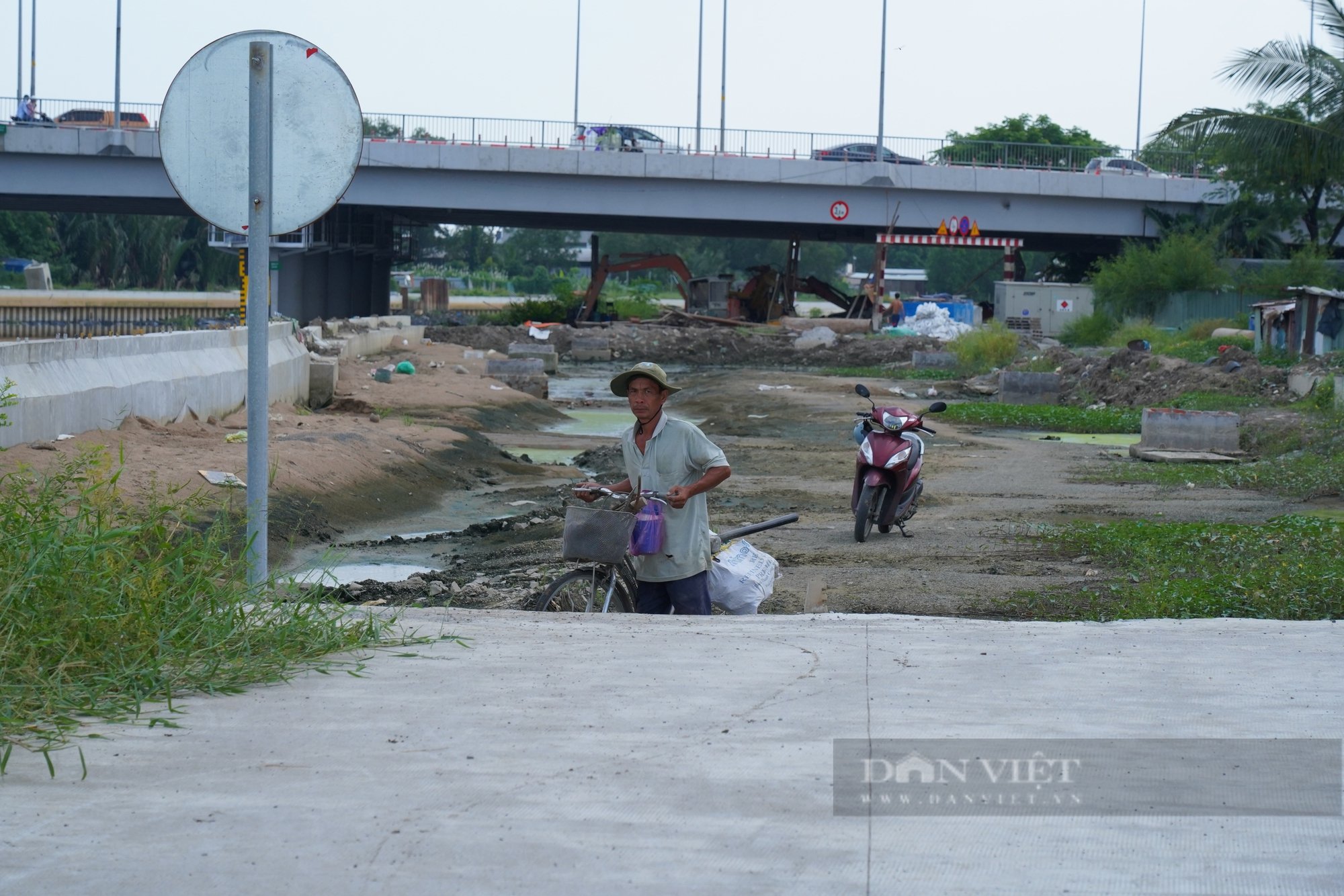 Người dân trong dự án cải tạo kênh ô nhiễm bậc nhất TP.HCM đang sợ điều gì?  - Ảnh 8.