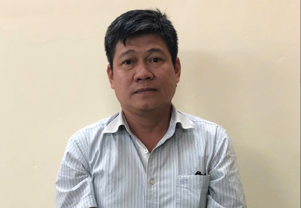 Bắt công chứng viên ký sai liên quan vụ lừa đảo chiếm đoạt 15,7 tỷ đồng ở TP.HCM- Ảnh 1.