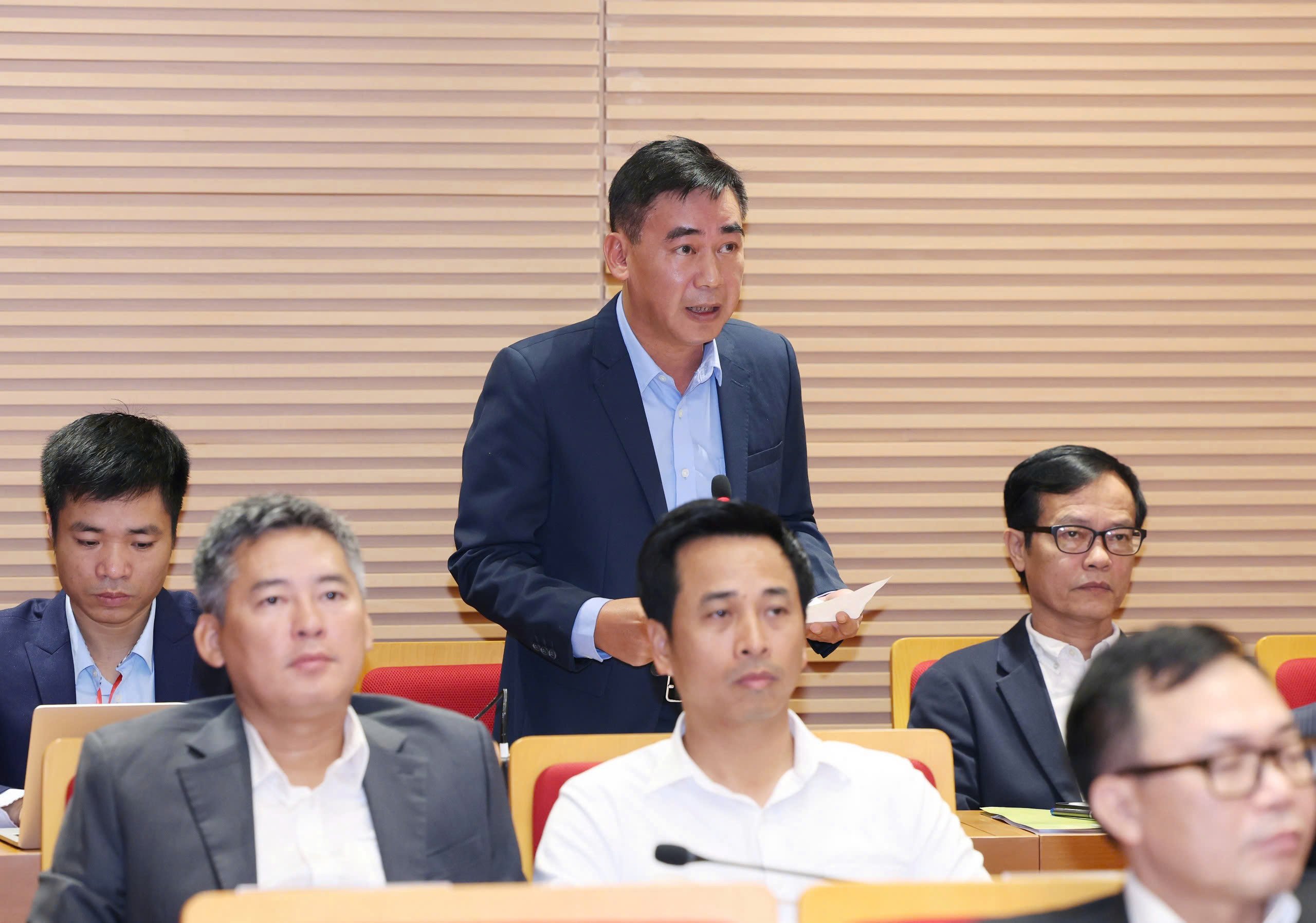 "Không để cơ quan hành chính của Nhà nước lại đi nợ tiền của công ty nhà ở Hà Nội"- Ảnh 2.