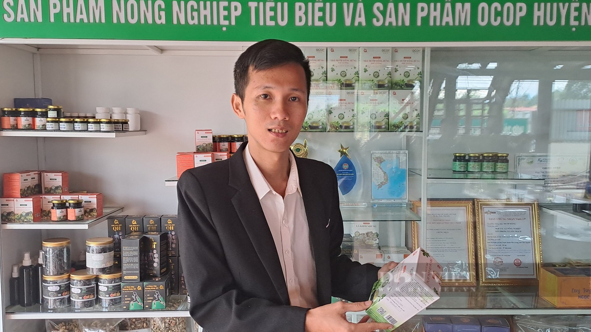 Thanh niên Thái Nguyên nhận giải thưởng Lương Định Của năm 2024 là người đam mê cây dược liệu từ nhỏ - Ảnh 4.