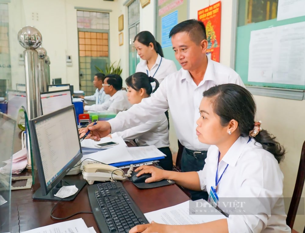 Chính sách hỗ trợ cán bộ dôi dư tại các địa phương: Ai cũng nên biết để không bị bỏ lại phía sau - Ảnh 2.