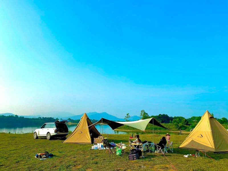 Ngỡ ngàng điểm du lịch chỉ cách Hà Nội 40km, cảnh sắc đẹp được ví như “Thụy Sĩ thu nhỏ” - Ảnh 4.