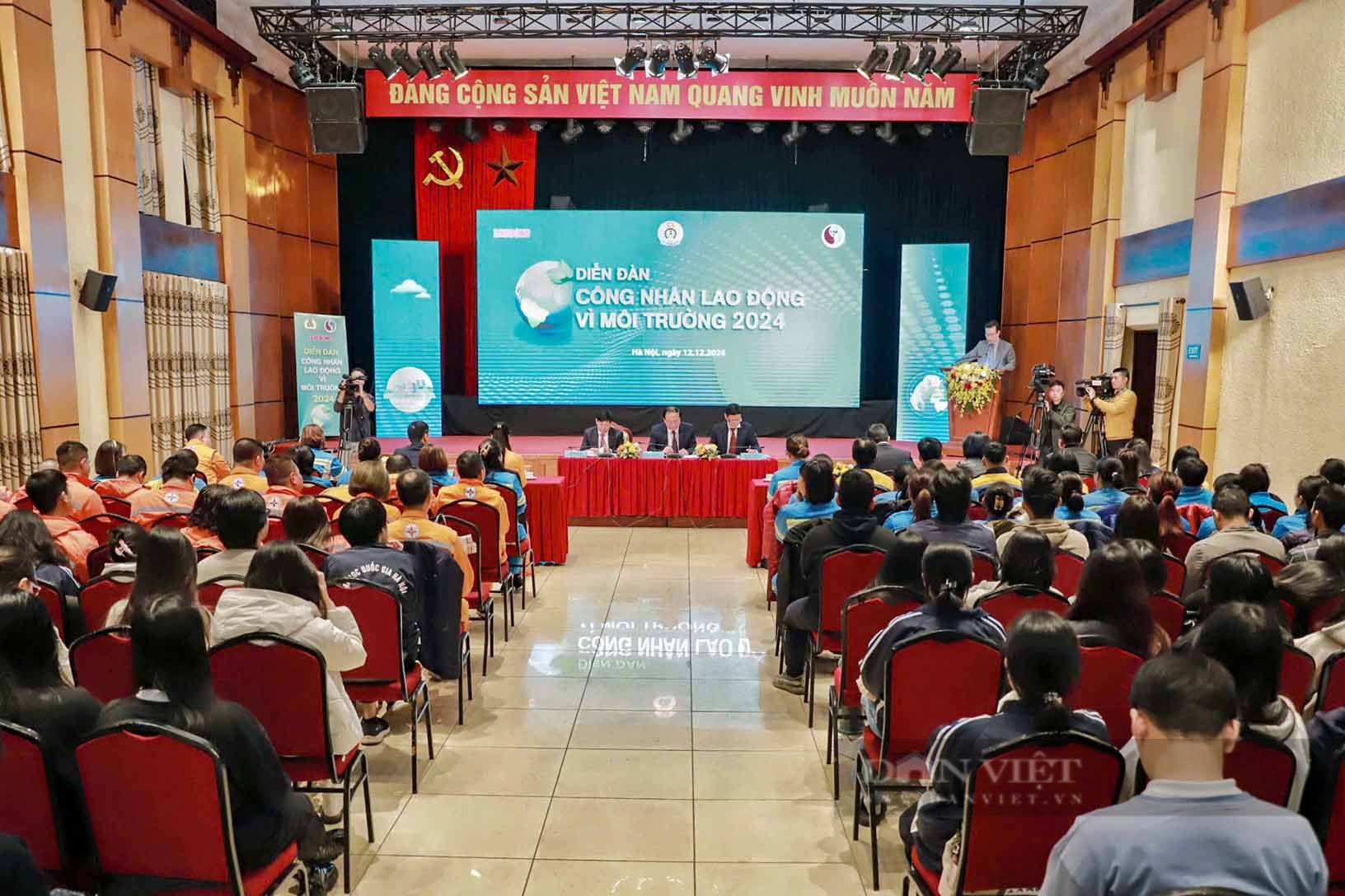 Công đoàn đang tích cực bảo vệ môi trường trong sản xuất kinh doanh - Ảnh 1.
