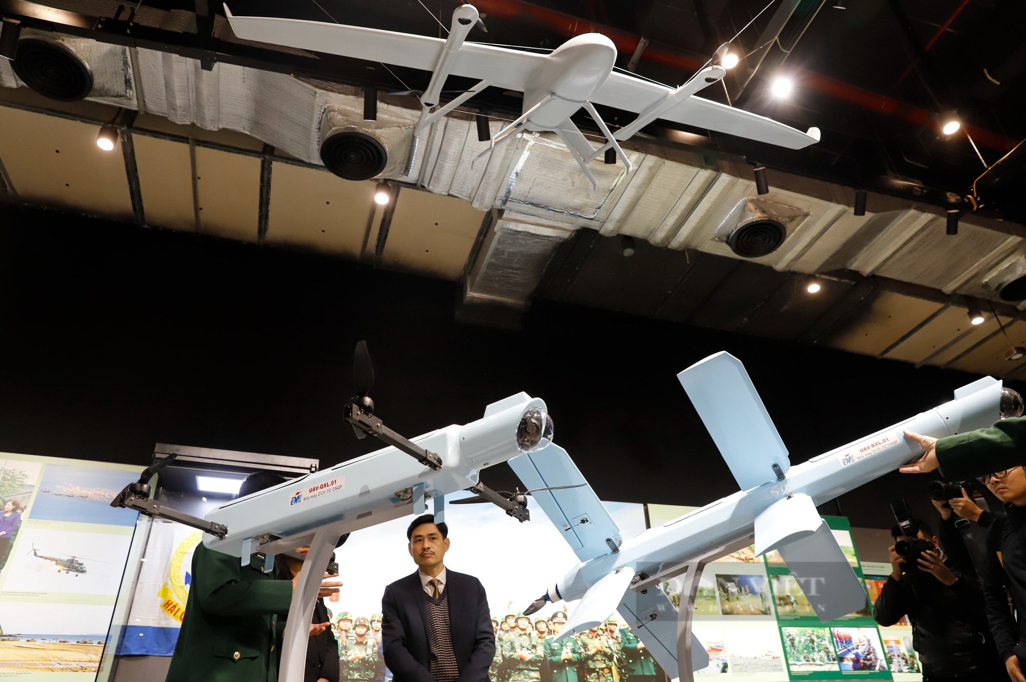 Cận cảnh mẫu UAV chiến đấu cảm tử mới nhất do Bộ Quốc phòng Việt Nam sản xuất- Ảnh 5.