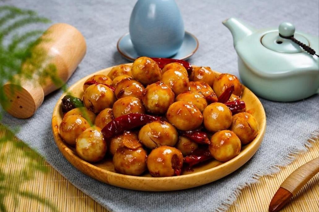 Loại quả "nhân sâm động vật", giúp tăng cường trí nhớ, bồi bổ thể lực, già trẻ đều thích, om cách này cực thơm - Ảnh 2.