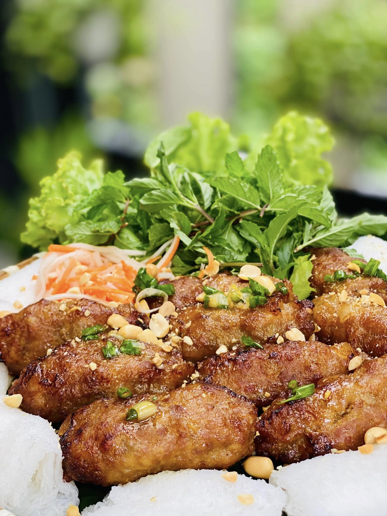Mách bạn bí quyết làm món nem lụi thơm ngon tại nhà- Ảnh 10.
