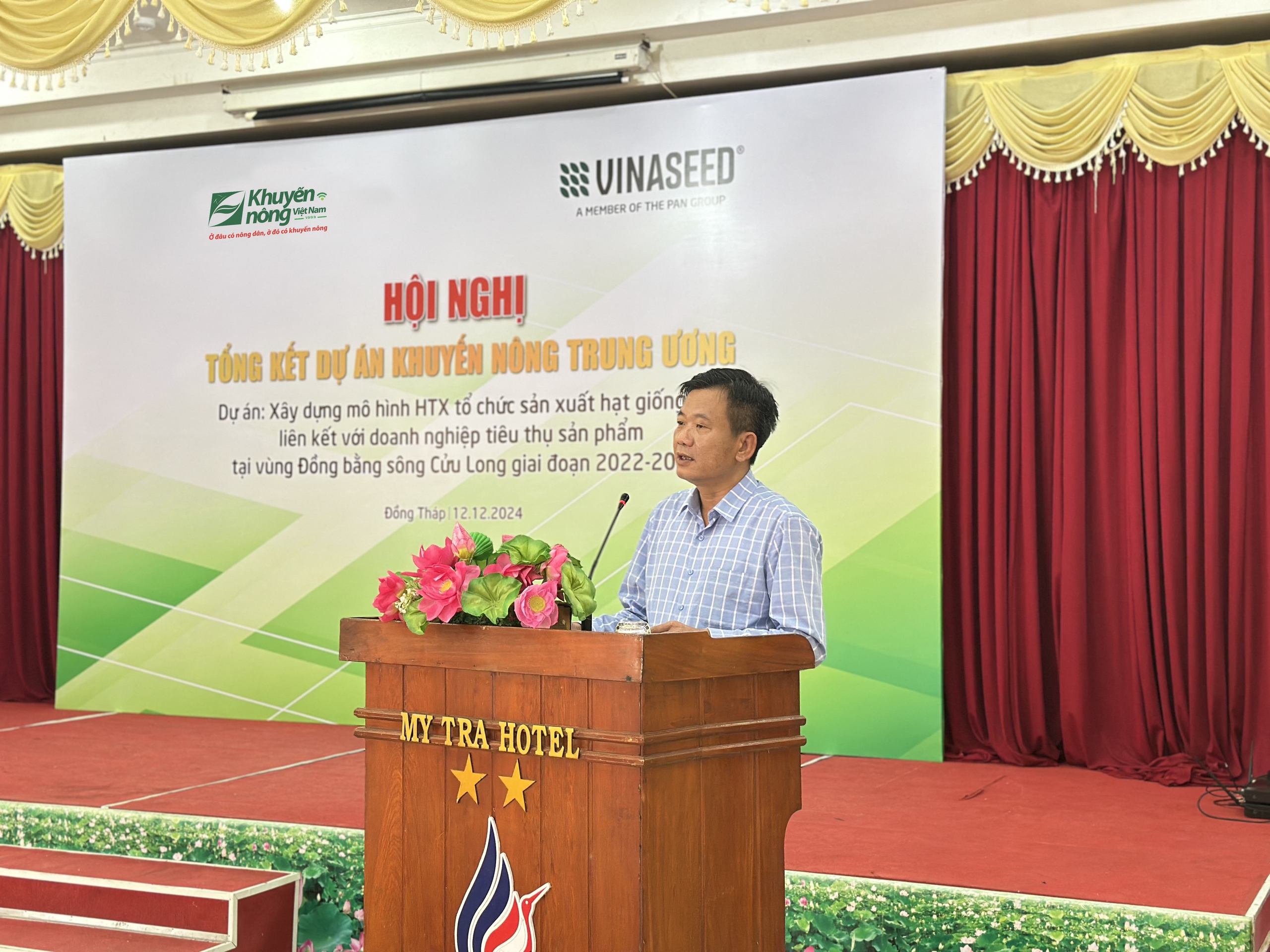 Hình thành vùng sản xuất giống lúa với quy mô lớn hàng trăm ha tại ĐBSCL - Ảnh 1.