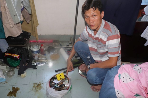 Nhóm đối tượng mua bán, tàng trữ vũ khí quân dụng số lượng lớn ở TPHCM, có thể bị xử lý thế nào?- Ảnh 1.
