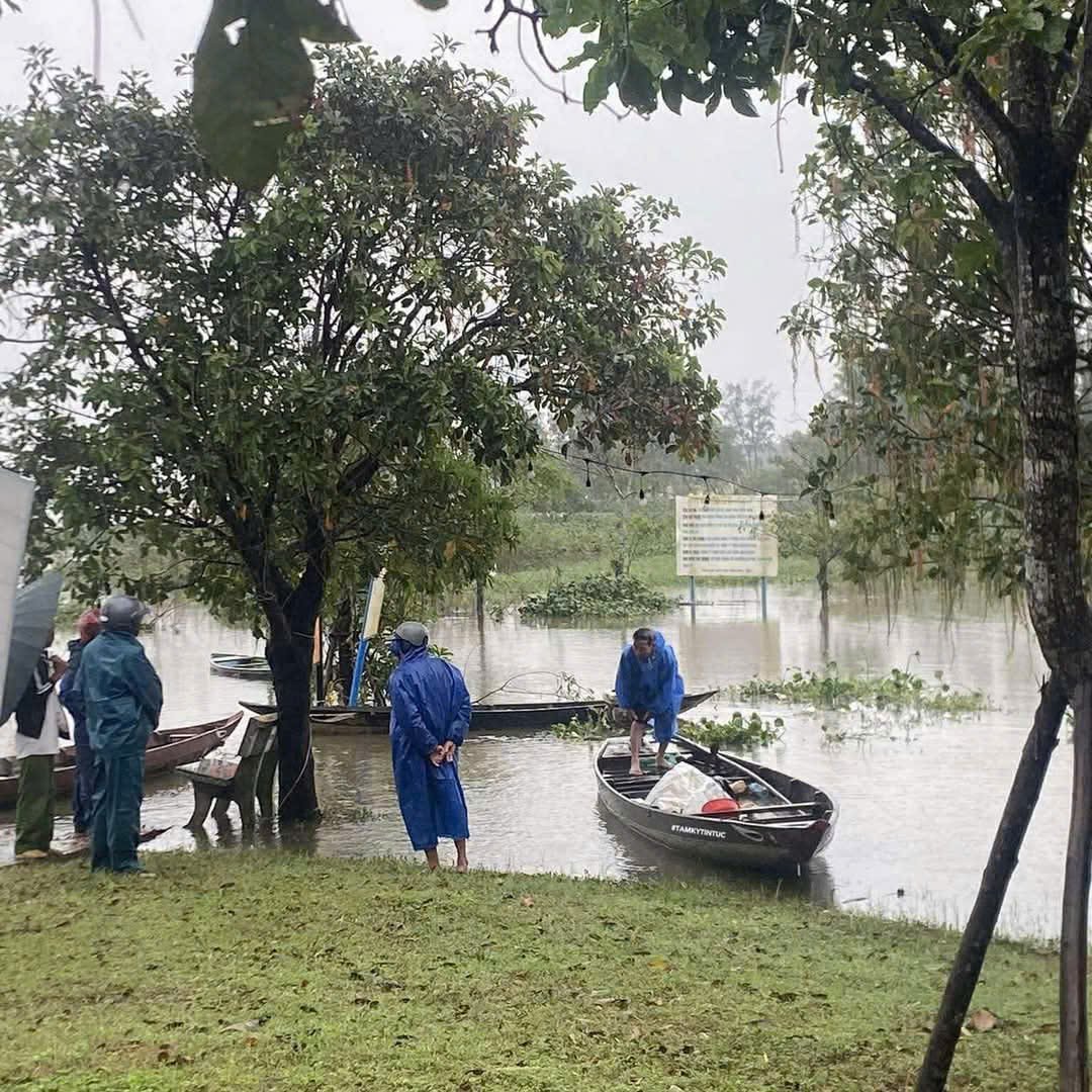 Hai mẹ con ở Quảng Nam đi thả lưới chết đuối thương tâm - Ảnh 1.