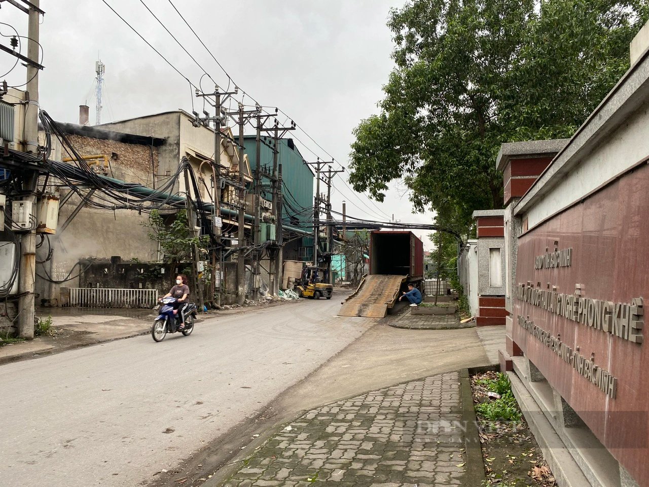 Bắc Ninh chuyển làng giấy ô nhiễm khủng khiếp Phong Khê thành khu đô thị, thương mại dịch vụ và logistic - Ảnh 1.