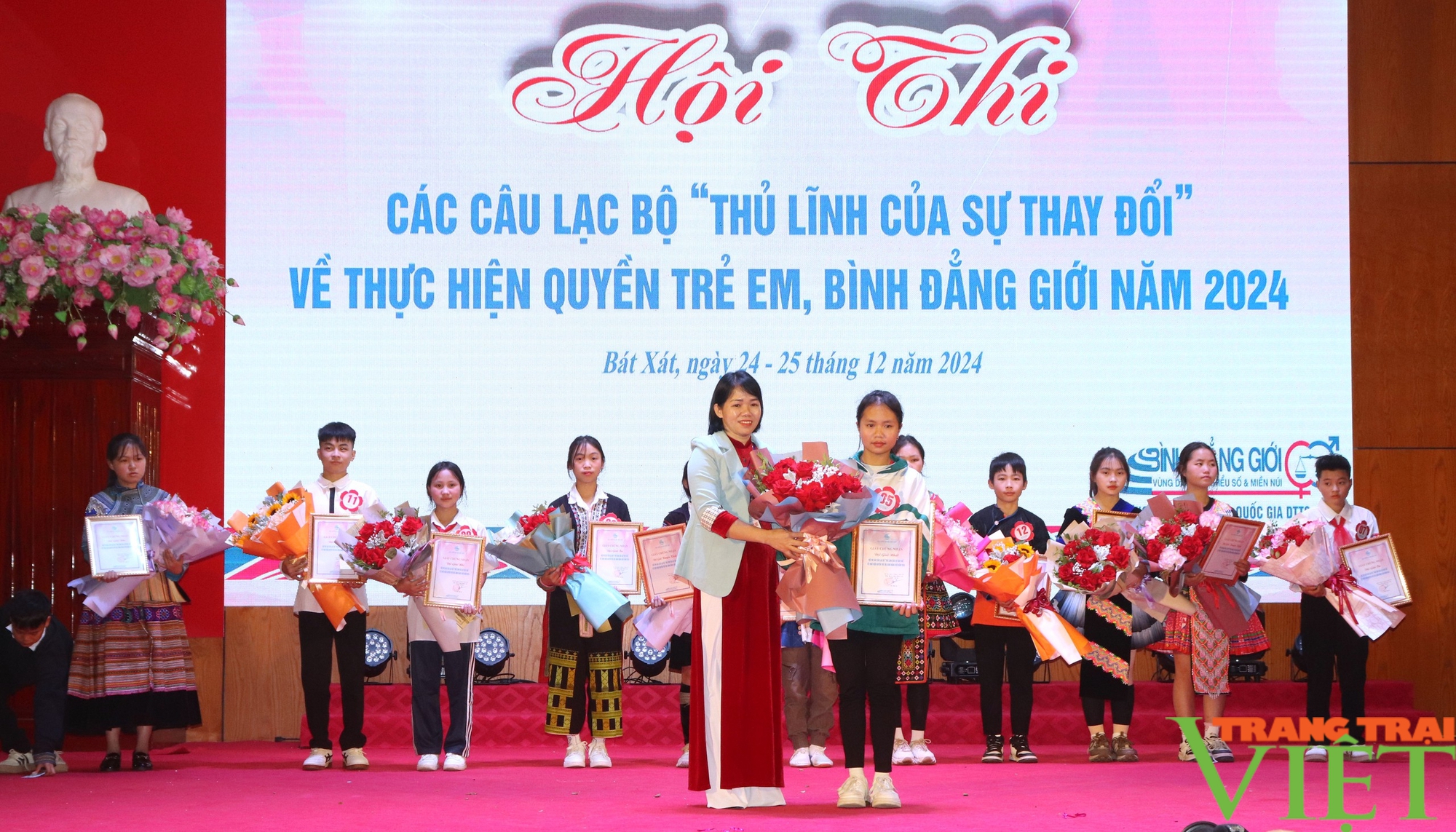 Bát Xát: Sôi nổi Hội thi các câu lạc bộ "Thủ lĩnh của sự thay đổi"  - Ảnh 4.