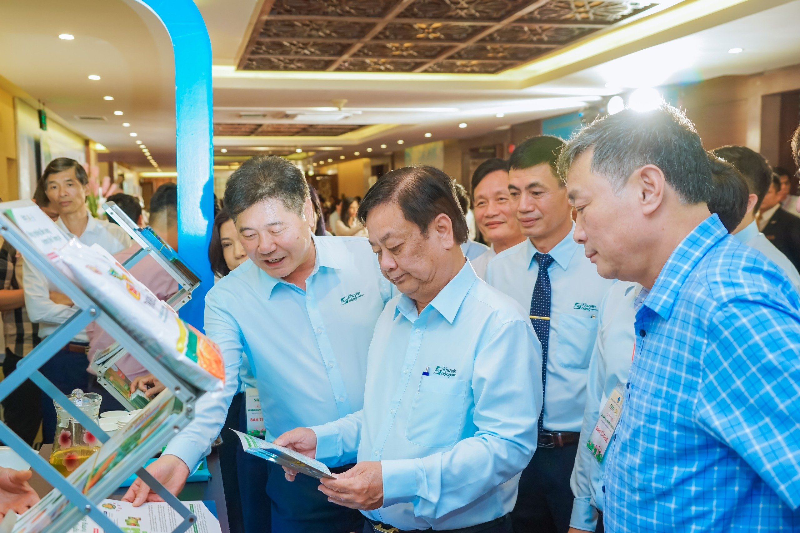 Hệ thống khuyến nông chuyển biến mạnh mẽ từ tư duy sản xuất nông nghiệp sang tư duy kinh tế nông nghiệp - Ảnh 1.