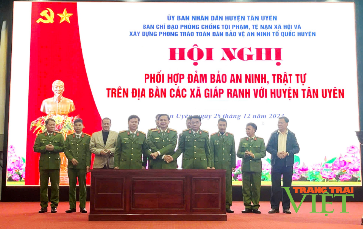 Nâng cao hiệu quả phối hợp đảm bảo an ninh trật tự trên địa bàn các xã giáp ranh - Ảnh 3.