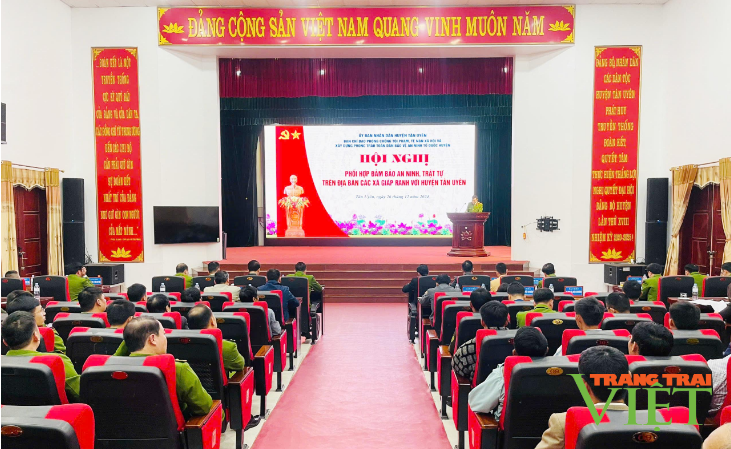 Nâng cao hiệu quả phối hợp đảm bảo an ninh trật tự trên địa bàn các xã giáp ranh - Ảnh 1.