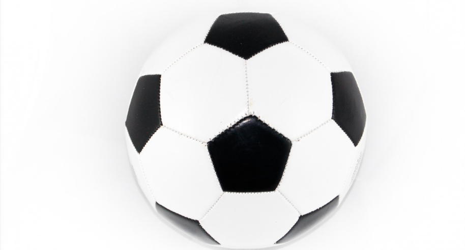 Premier League 2024/2025 chuẩn bị khai mạc, vì sao HLV Ten Hag lại bi quan? - Ảnh 1.