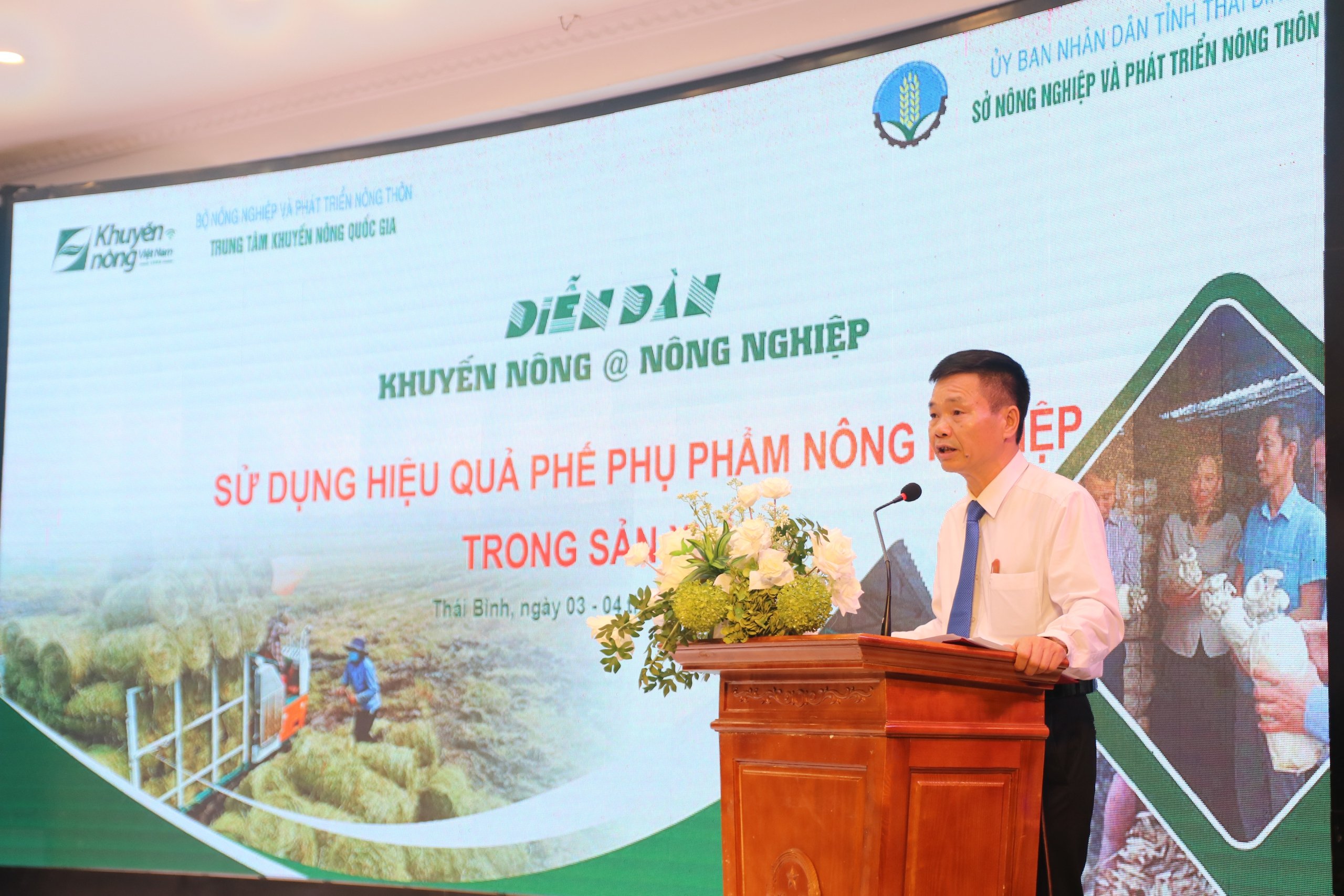 Đốt rơm là đốt tiền, nguyên do tại sao lại như vậy? - Ảnh 2.