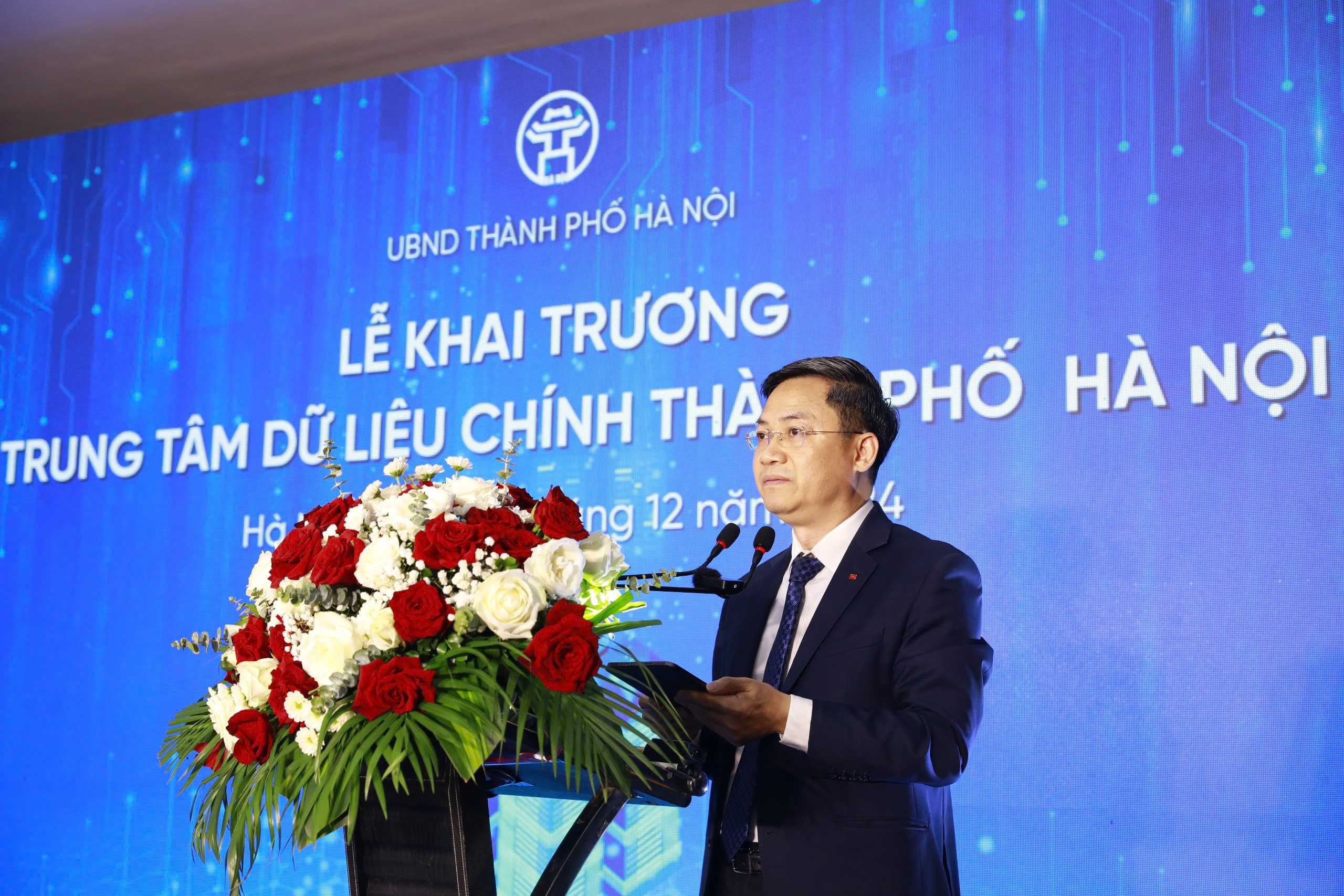 Hà Nội khai trương Trung tâm Dữ liệu Hạ tầng hành chính - Ảnh 2.