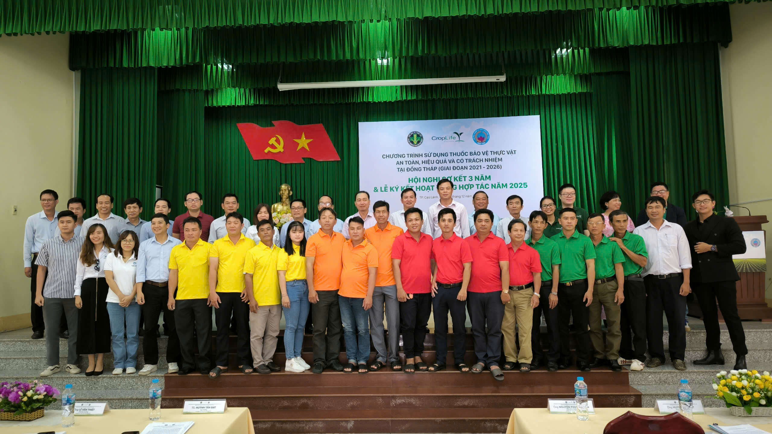 Cục Bảo vệ thực vật, CropLife Việt Nam, Sở NNPTNT Đồng Tháp tiếp tục hợp tác hướng dẫn nông dân sử dụng thuốc BVTV - Ảnh 2.