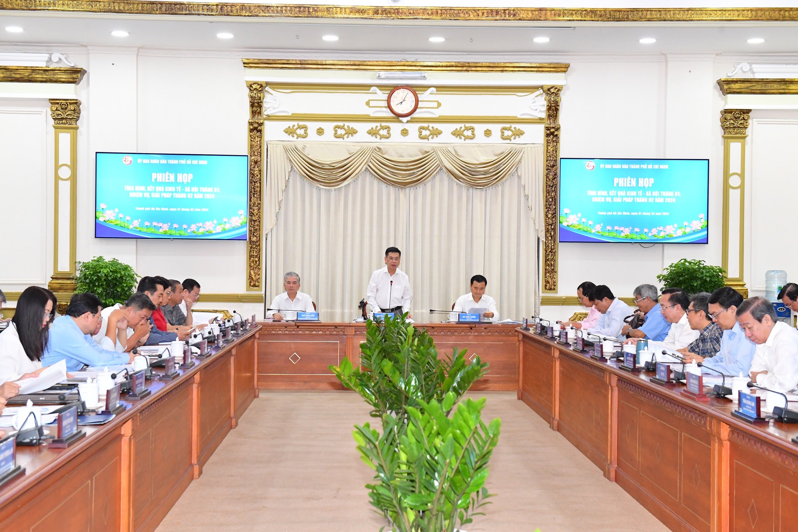 TP.HCM đặt mục tiêu giải ngân đầu tư công 12% trong quý I- Ảnh 1.