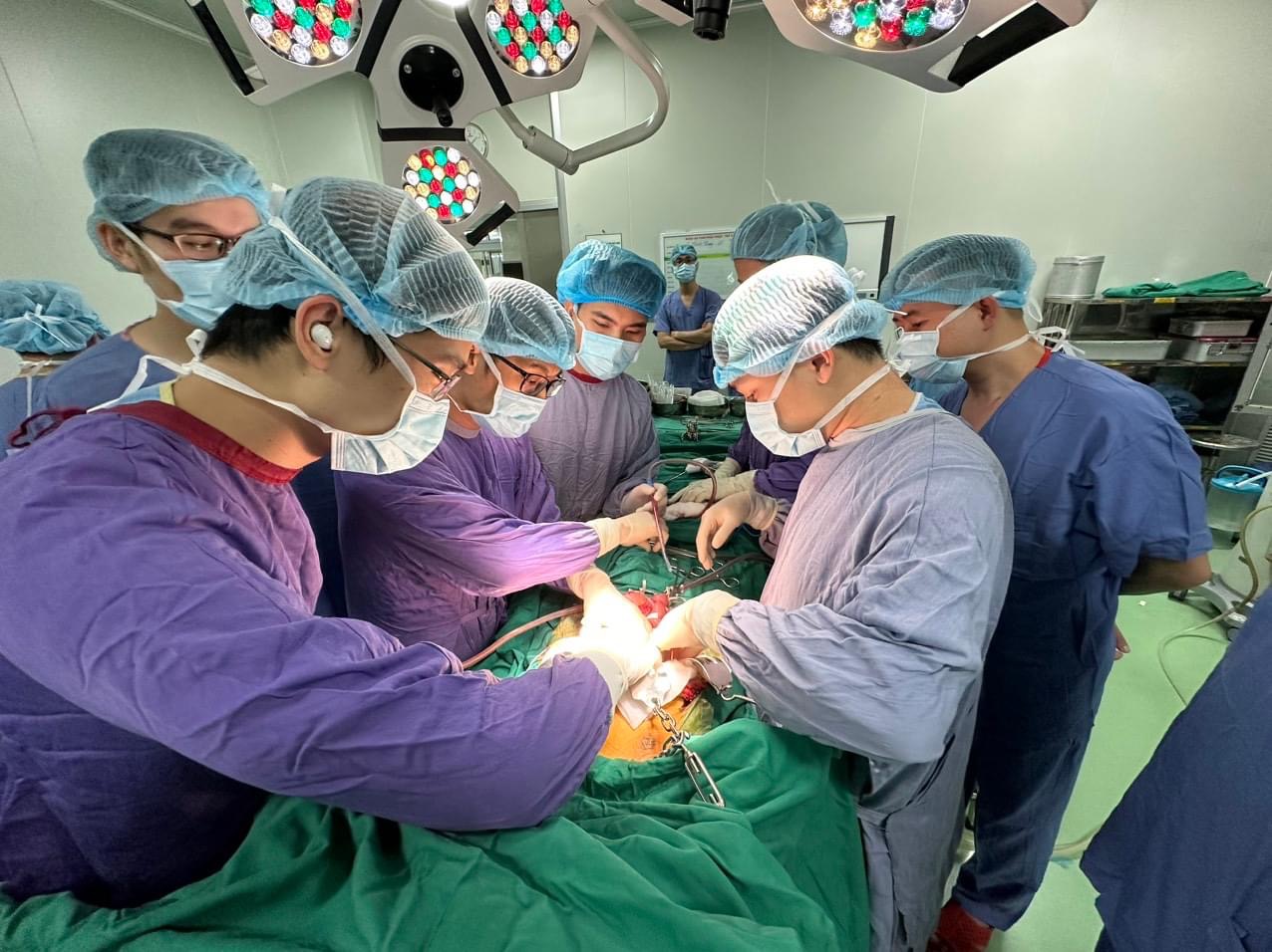 Ông bố quyết định hiến tạng con trai yêu quý: "Con tôi vẫn mãi hiện hữu trong cuộc đời này"- Ảnh 4.