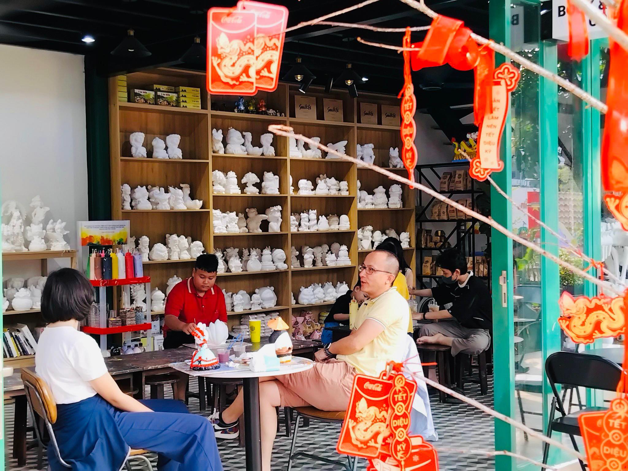 Rộn ràng không khí Tết tại Đường sách, lễ hội đường sách TP.HCM- Ảnh 8.