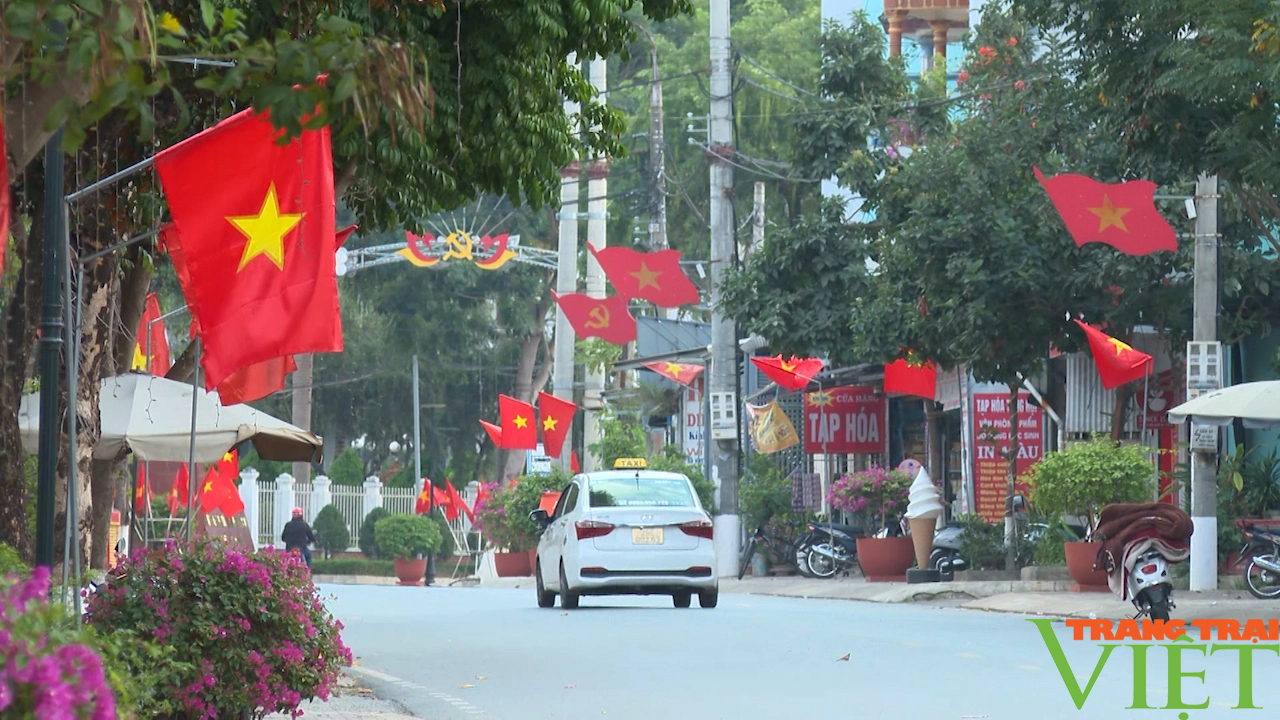 Để người dân vùng cao đón tết trong yên bình- Ảnh 4. Để người dân vùng cao đón tết trong yên bình- Ảnh 4.