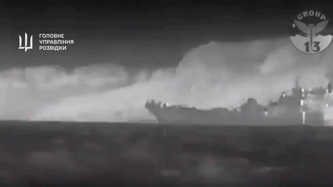 Ukraine nghe lén 2 phi công Nga trao đổi thông tin nhạy cảm về số phận bi thảm của tàu chiến Tsezar Kunikov- Ảnh 1.