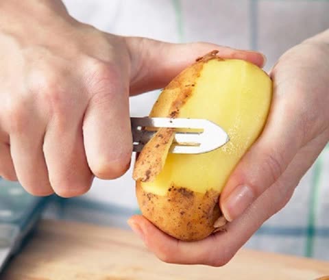 Những củ quả tuyệt đối không ăn cả vỏ tránh ngộ độc, tổn thương hệ thần kinh- Ảnh 1. Những củ quả tuyệt đối không ăn cả vỏ tránh ngộ độc, tổn thương hệ thần kinh- Ảnh 1.