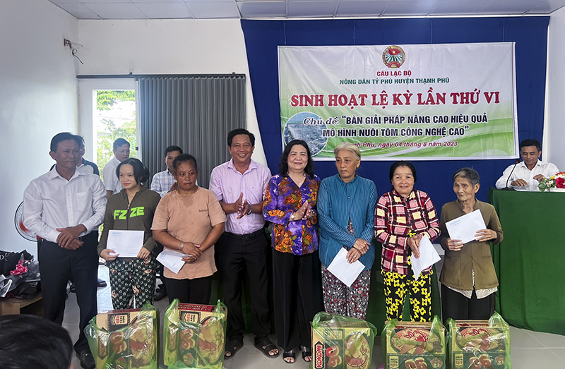 6 bài học kinh nghiệm của Hội Nông dân Bến Tre trong xây dựng “Câu lạc bộ nông dân tỷ phú”- Ảnh 2.