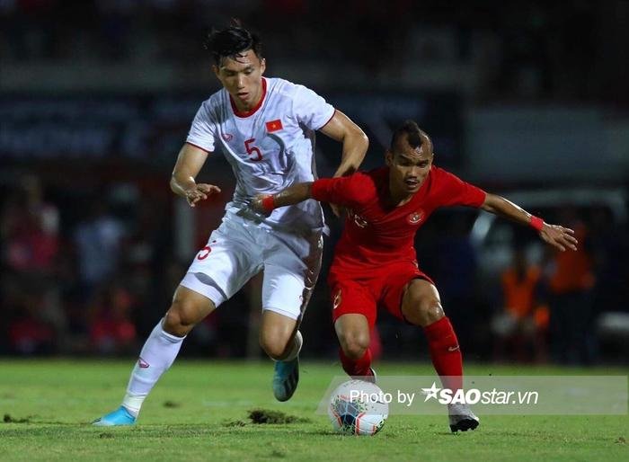 Bài toán khó cho HLV Troussier khi Văn Hậu, Hoàng Đức trở lại- Ảnh 1.