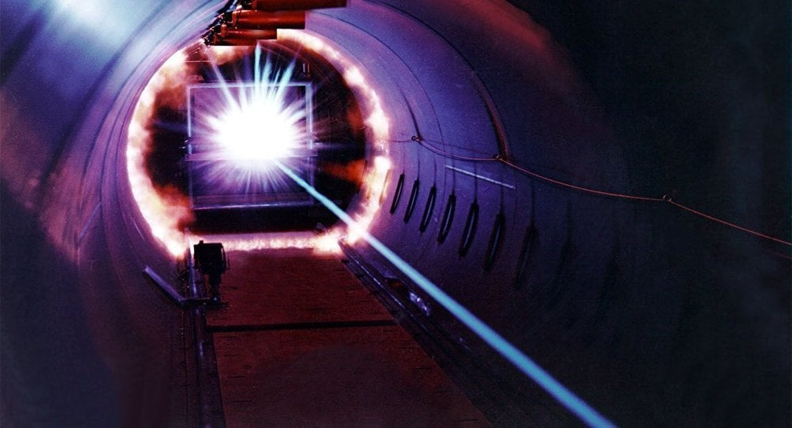 Sức mạnh súng laser mới của Trung Quốc có thể đốt cháy da trong 1 giây với cự li 800 m- Ảnh 7.
