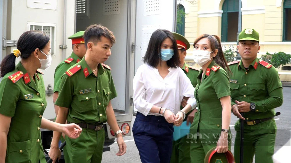 Bị cáo Ngọc Trinh khai gì tại tòa?- Ảnh 1.