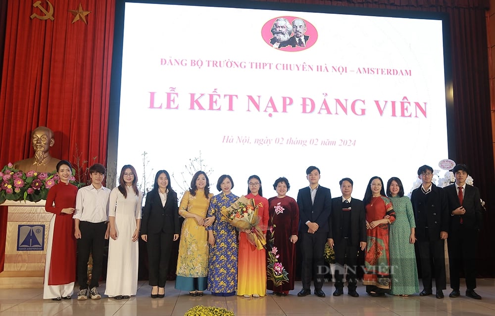 Chân dung nữ sinh trường Ams duy nhất được kết nạp Đảng đợt 1/2024, là học sinh giỏi quốc gia- Ảnh 3.