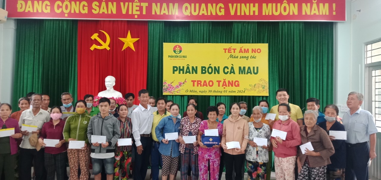 Phân bón Cà Mau mang "Tết ấm no- mùa sung túc" đến nhà nông- Ảnh 4.