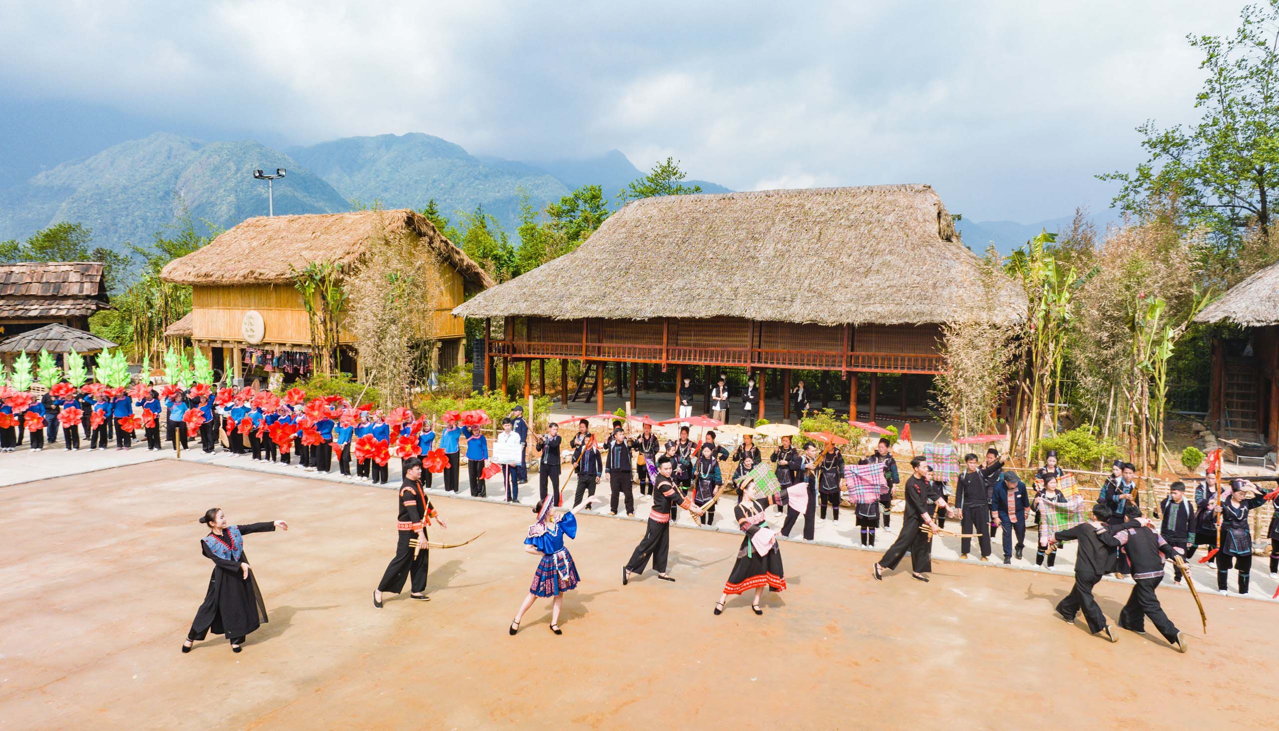 Nhiều sự kiện độc đáo, lễ hội hấp dẫn cùng tour giảm giá trong dịp Tết Nguyên Đán 2024- Ảnh 3.