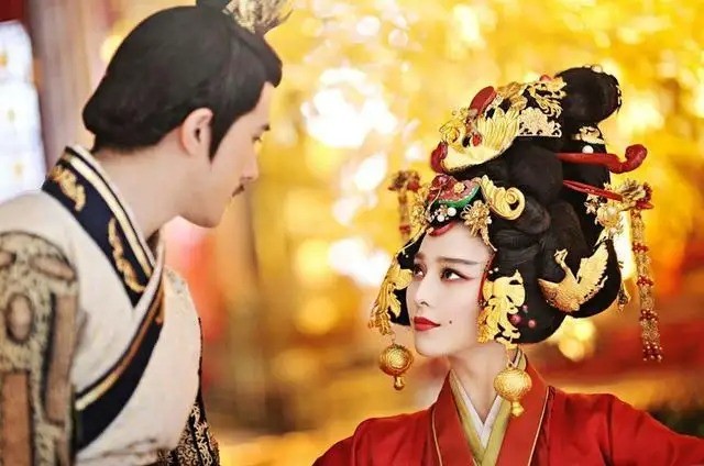 Viên Thiên Cương nói điều gì khiến Địch Nhân Kiệt không tin nhưng lại thành sự thật?- Ảnh 1.