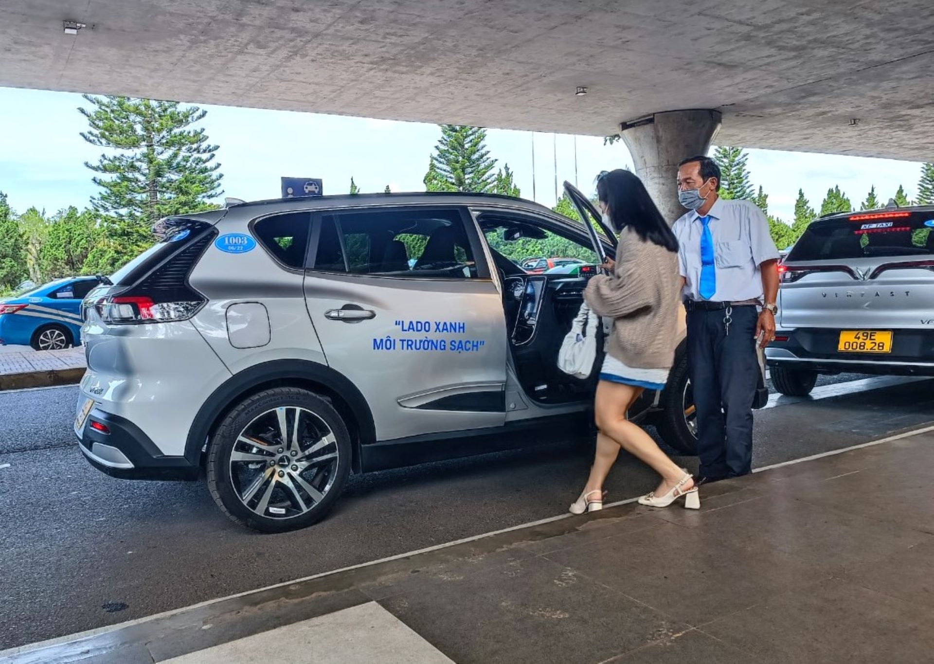 Vì sao người Việt ngày càng chuộng taxi điện?- Ảnh 2.