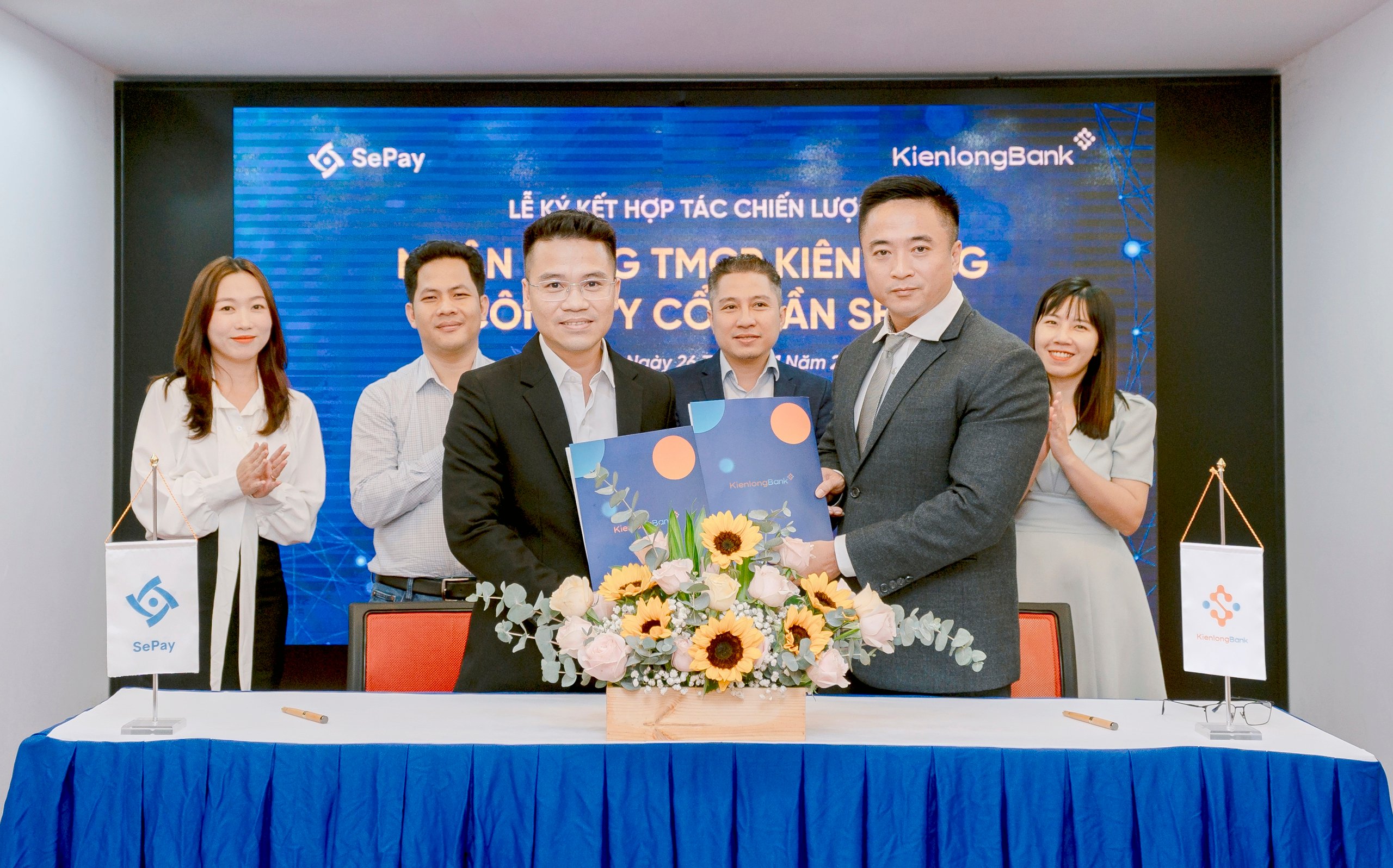 KienlongBank ký kết hợp tác chiến lược với SePay- Ảnh 1.