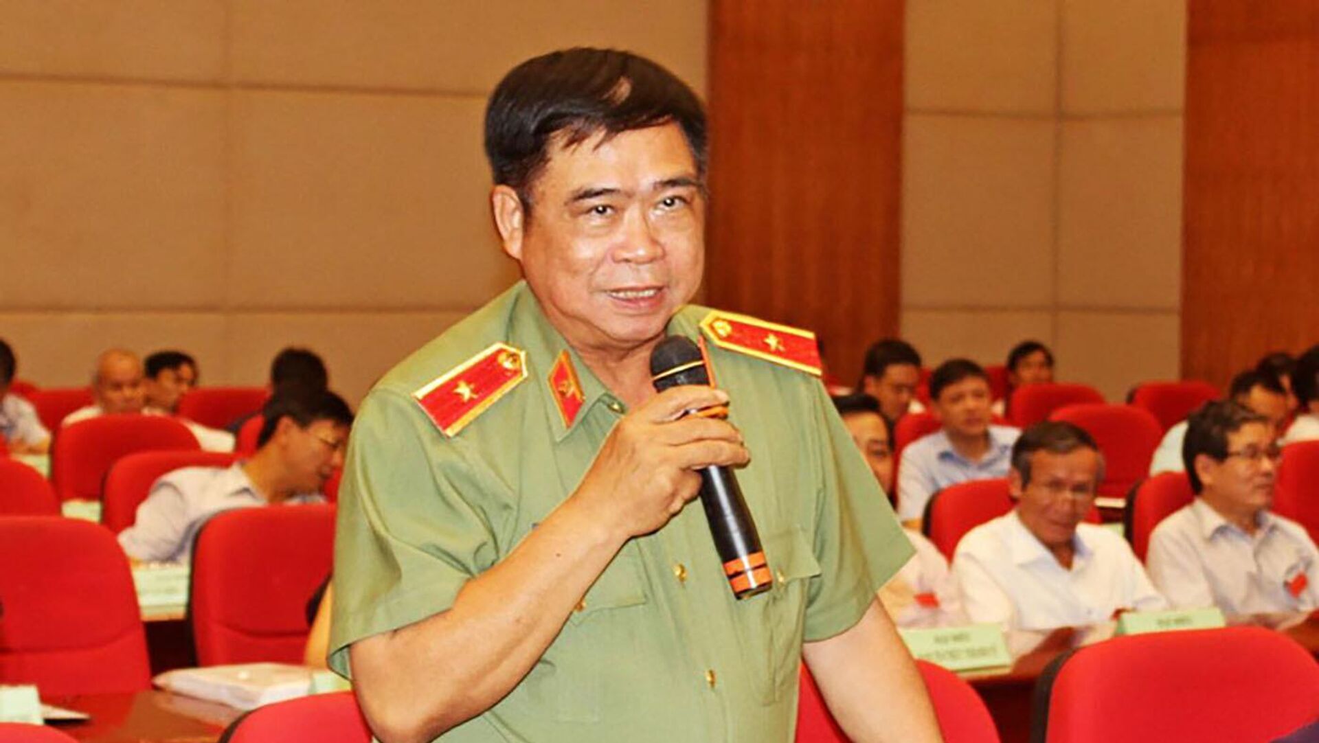 Người đưa 35 tỷ đồng cho ông Đỗ Hữu Ca "chạy án", lập 26 công ty để mua bán trái phép hóa đơn thế nào?- Ảnh 1.