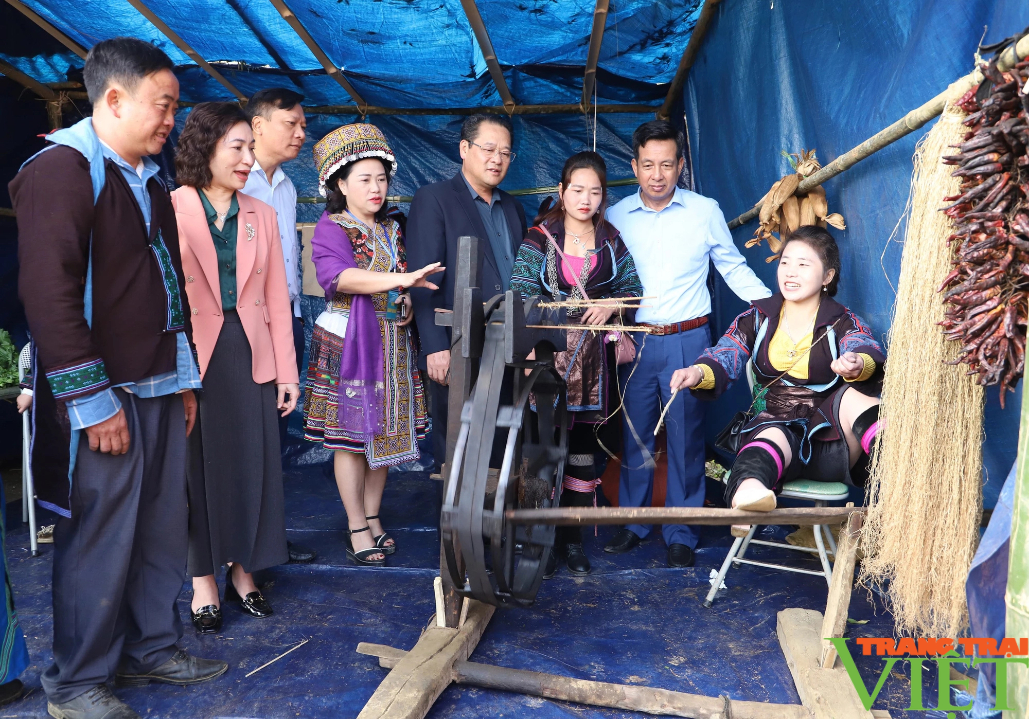 Sôi động Ngày hội văn hóa – thể thao dân tộc Mông ở vùng cao Lào Cai- Ảnh 2. Sôi động Ngày hội văn hóa – thể thao dân tộc Mông ở vùng cao Lào Cai- Ảnh 2.